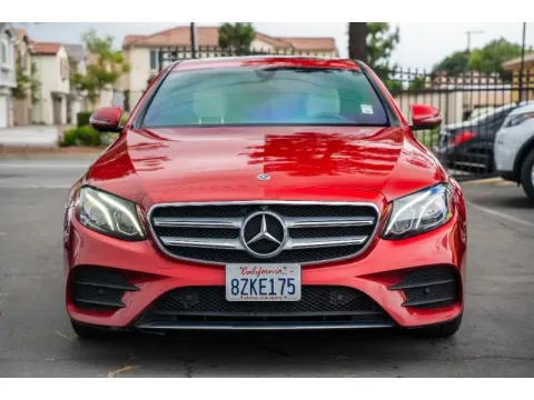 More photos of 2019 Mercedes-Benz E-Class E 300 at SoCal Auto Auction, CA